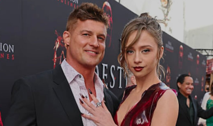 Anna Lore's boyfriend